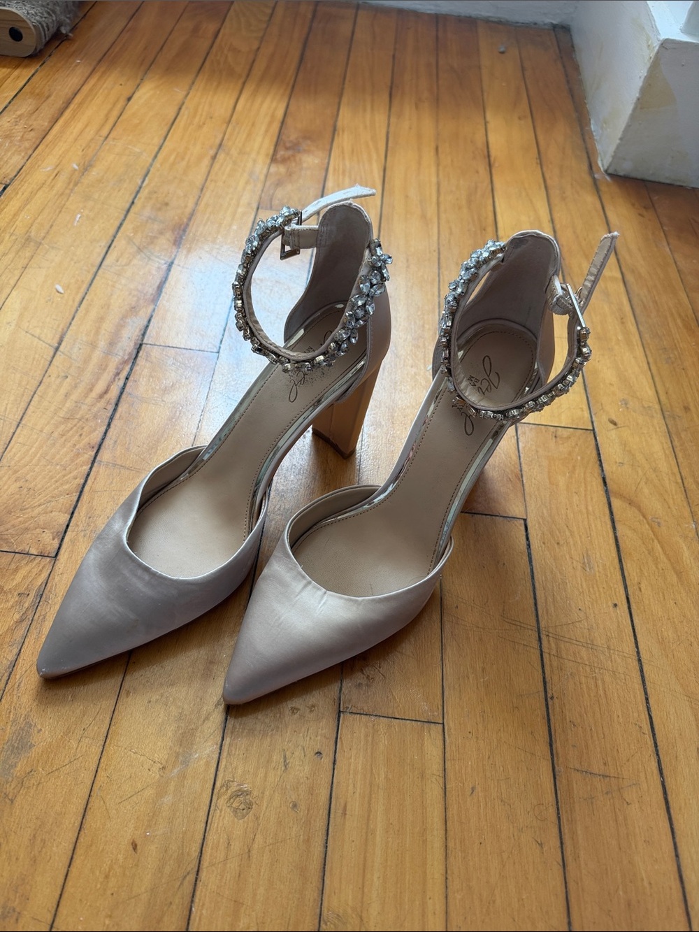 Jewel Badgley Mischka Satin Pointed-Toe Ankle-Strap Pumps in Champagne